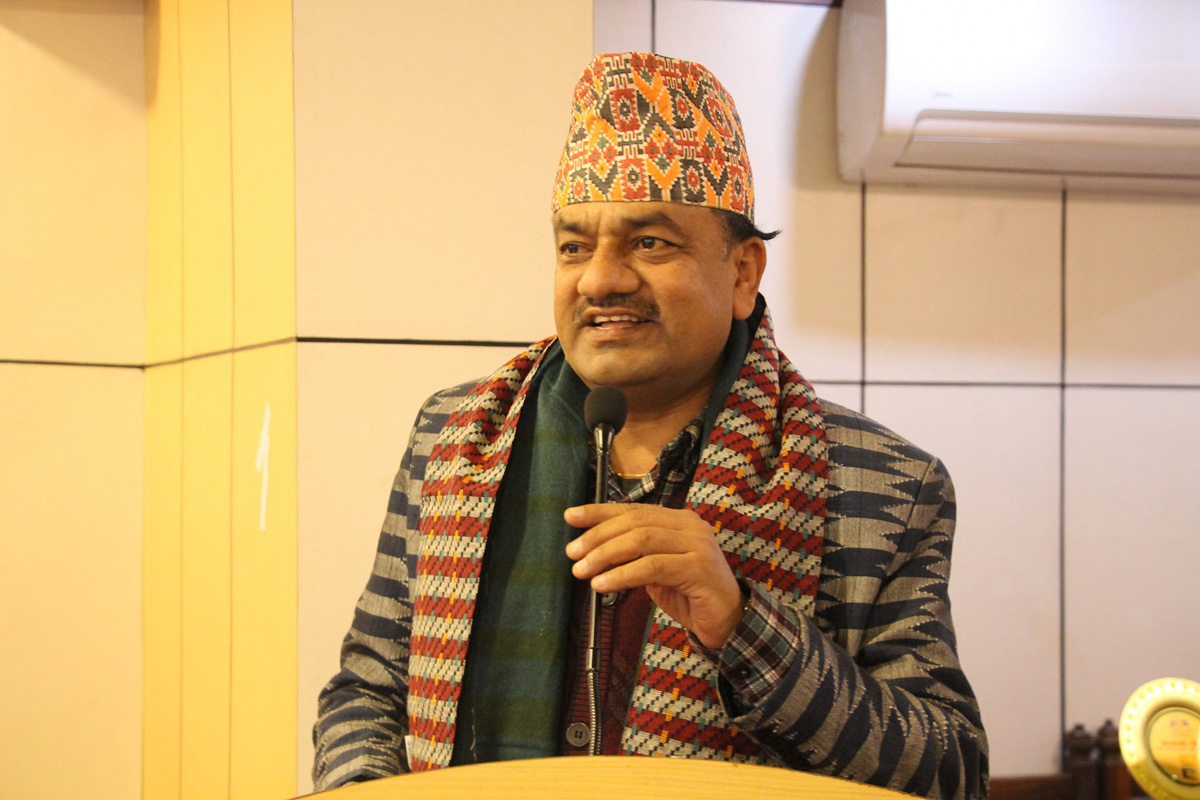 साहित्य पुरस्कार डा लम्साललाई